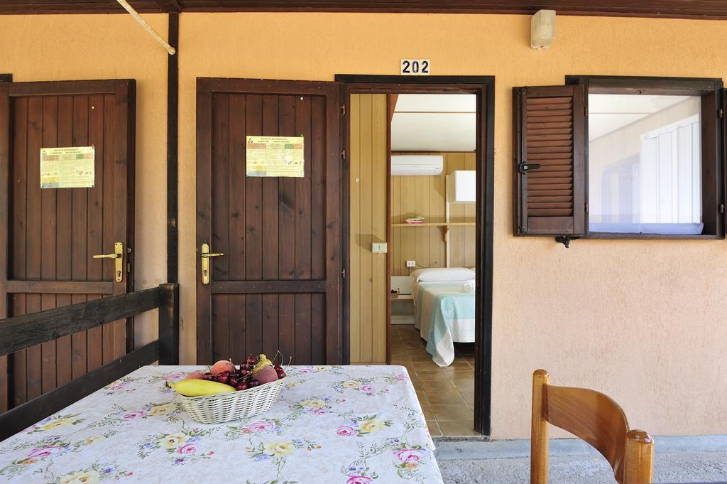 Villaggio Camping Tesonis Beach Tertenìa Δωμάτιο φωτογραφία