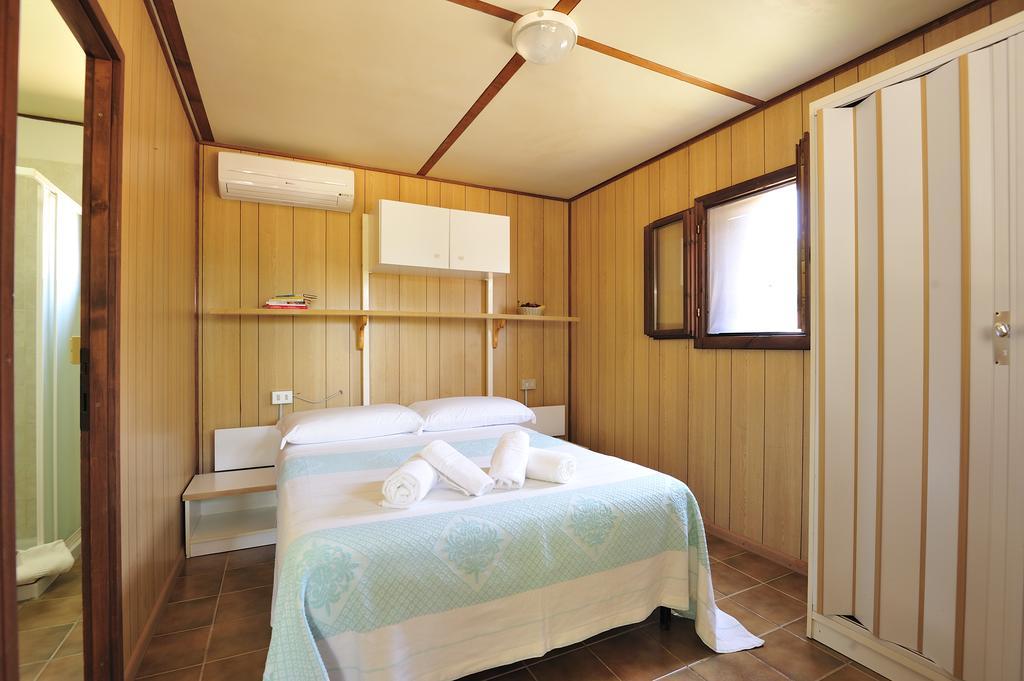 Villaggio Camping Tesonis Beach Tertenìa Δωμάτιο φωτογραφία